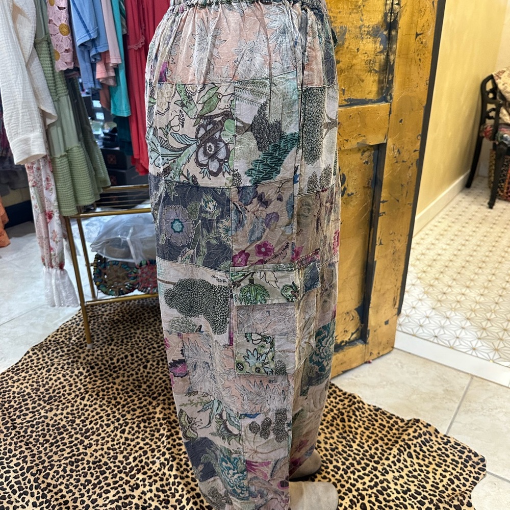 Wide Leg Floral Patchwork Pants in Multicolor - Picture 8 of 11